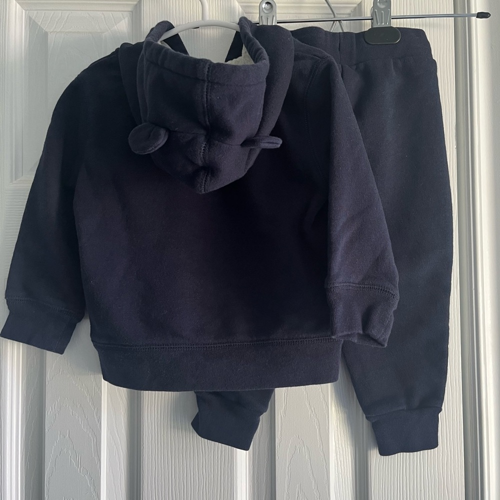 GAP | Toddler Logo Sweat Set - Picture 10 of 13